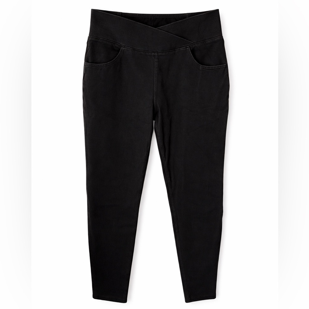 HALARA Black Full-Length Pants